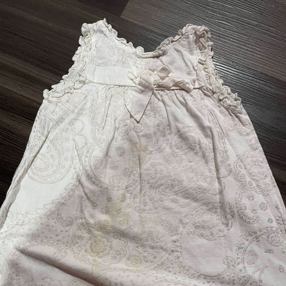 White frizzed dress